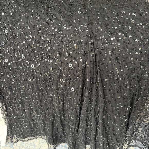 Adrianna Papell Black Sequin Cap-Sleeve Evening Dress - Picture 7 of 8
